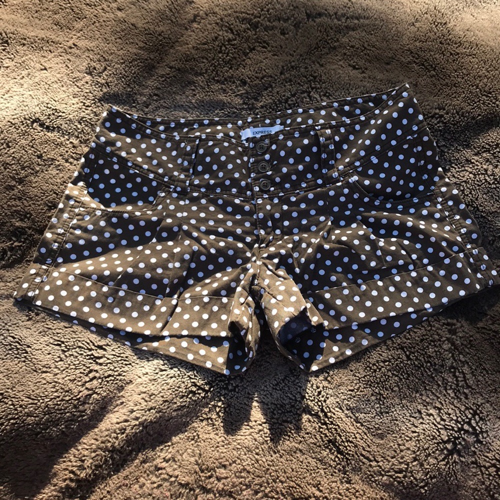 Express Shorts